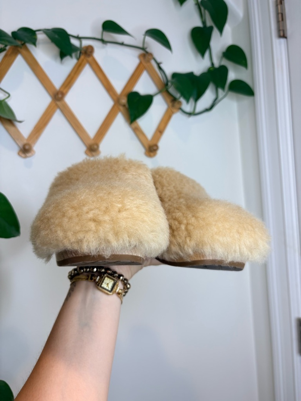 CHANEL 2022 Beige Shearling Lambskin Clogs - Picture 2 of 9